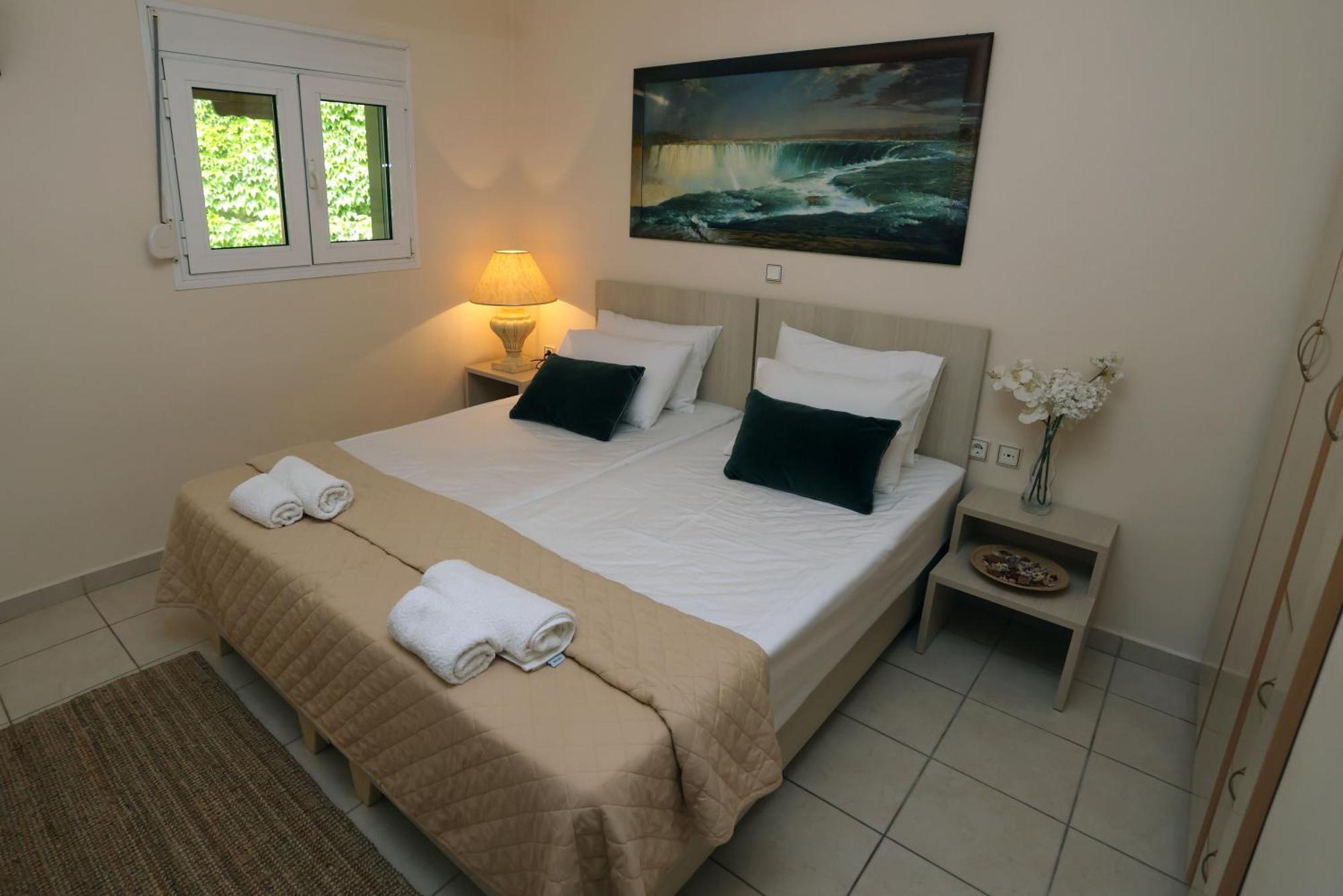 Olympus Beach Aigani Family House ภายนอก รูปภาพ