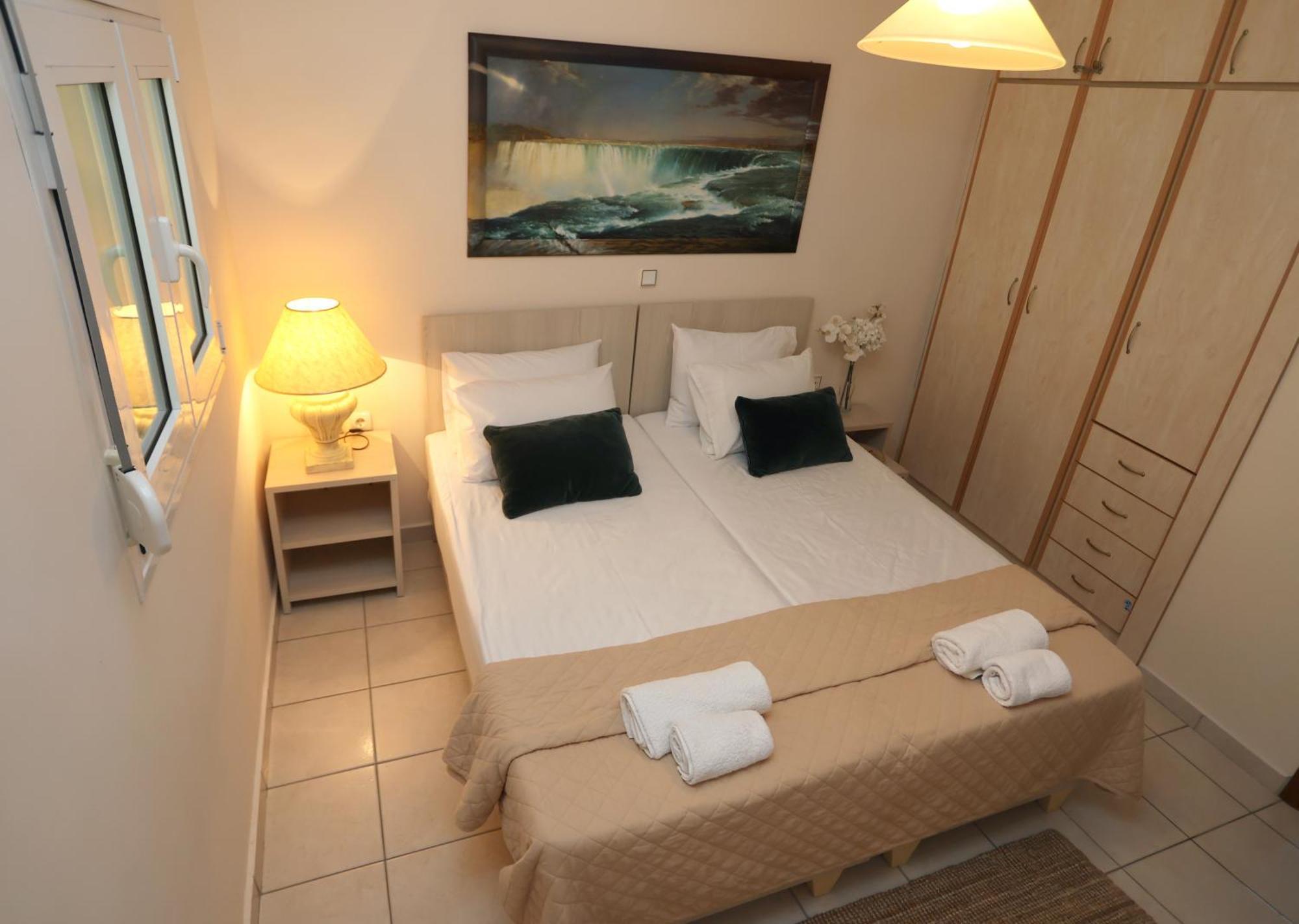 Olympus Beach Aigani Family House ภายนอก รูปภาพ